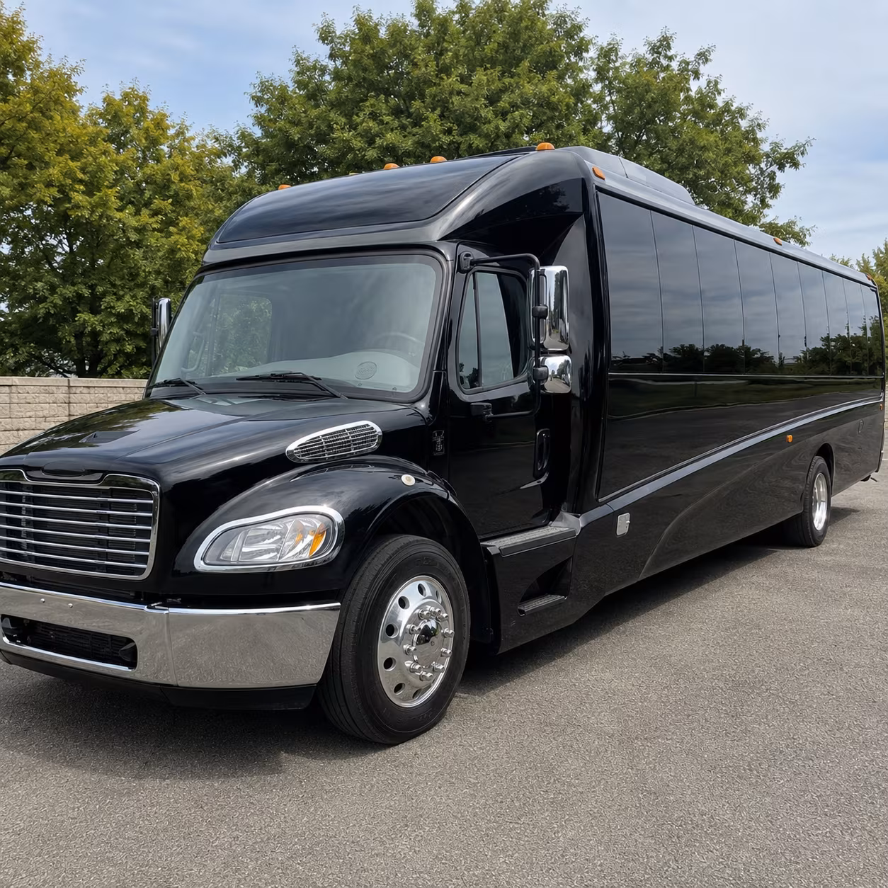 15-35 Passenger Minibus Exterior