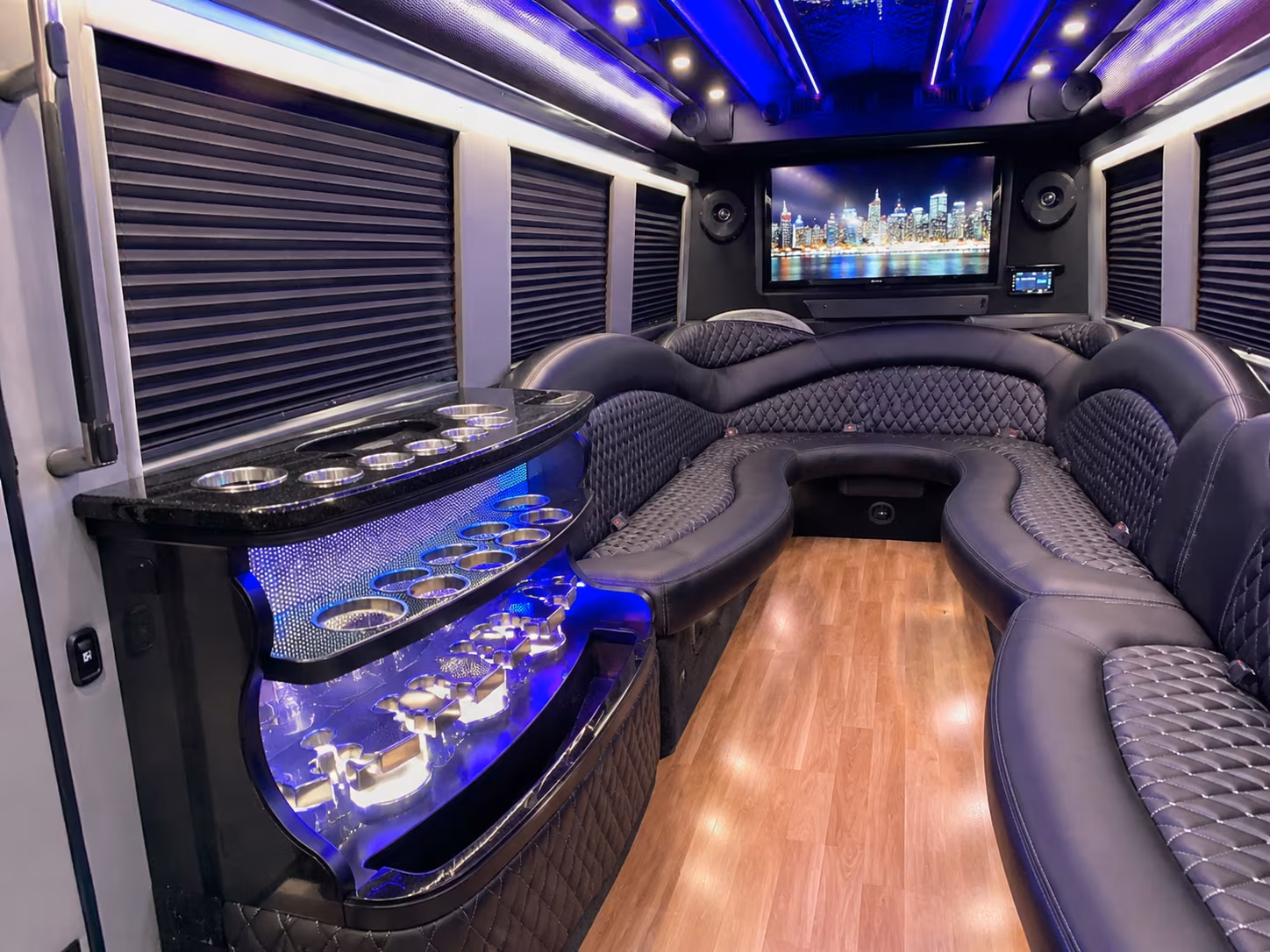 El Cajon Birthday, Sweet 16, & Quinceañera Transportation pickup coordination