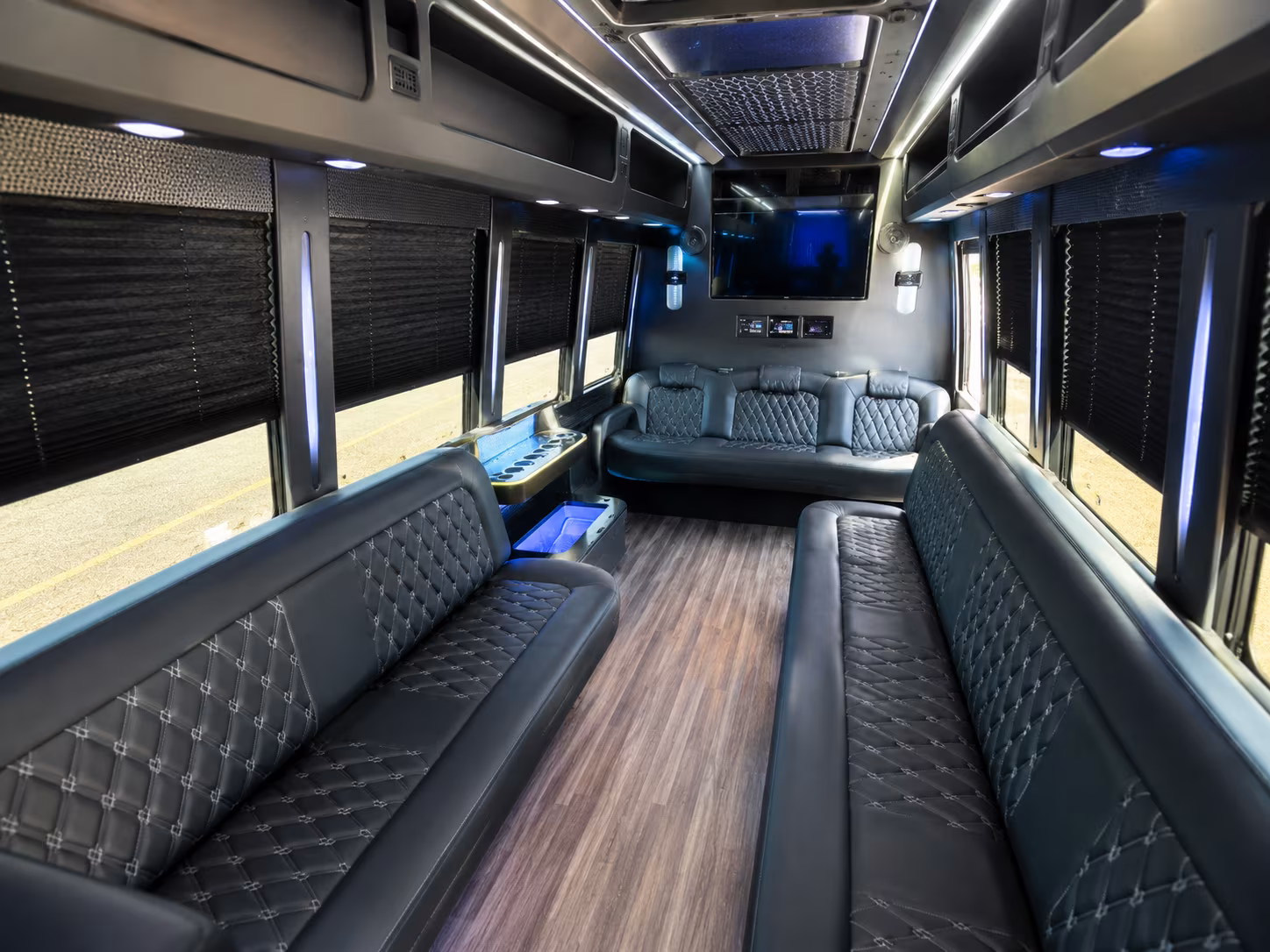 El Cajon Prom & Homecoming Transportation onboard seating
