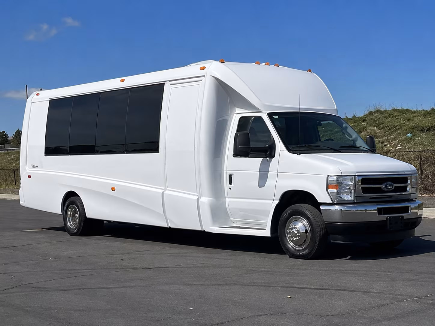 San Diego Homecoming & Prom Party Bus Rentals